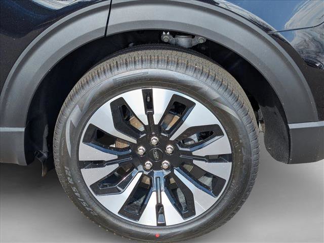 New 2026 Ford Explorer Platinum image 10