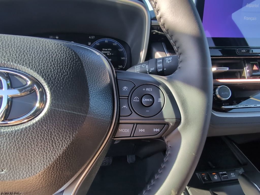 Used 2026 Toyota Corolla Cross XSE w/ Convenience Package image 14