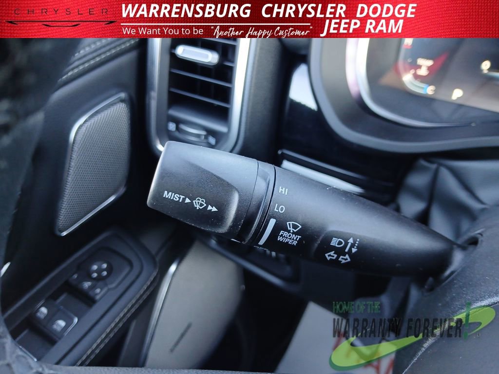 New 2026 RAM 1500 Laramie AWD/4WD image 15