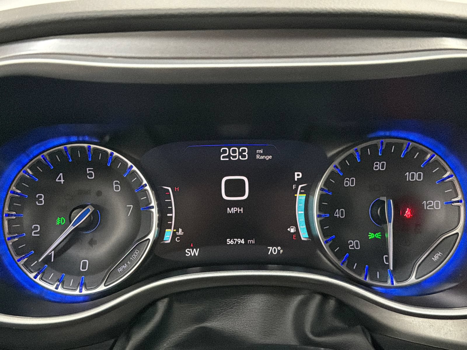 Used 2024 Chrysler Pacifica Touring-L FWD image 25