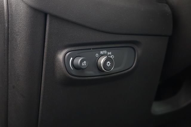 Used 2024 Chevrolet Equinox LS w/ Driver Confidence II Package image 14