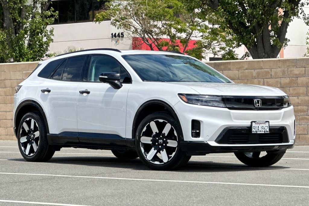 Used 2025 Honda Prologue Elite image 2
