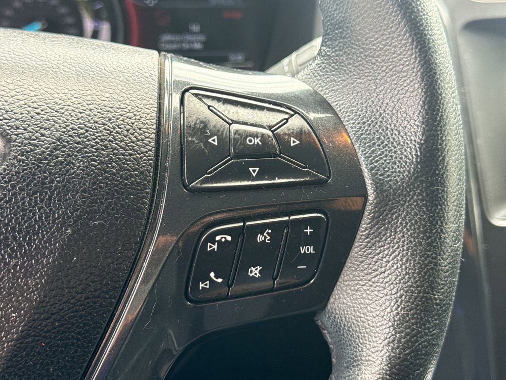 Used 2019 Ford Explorer XLT w/ Equipment Group 201A AWD/4WD image 27