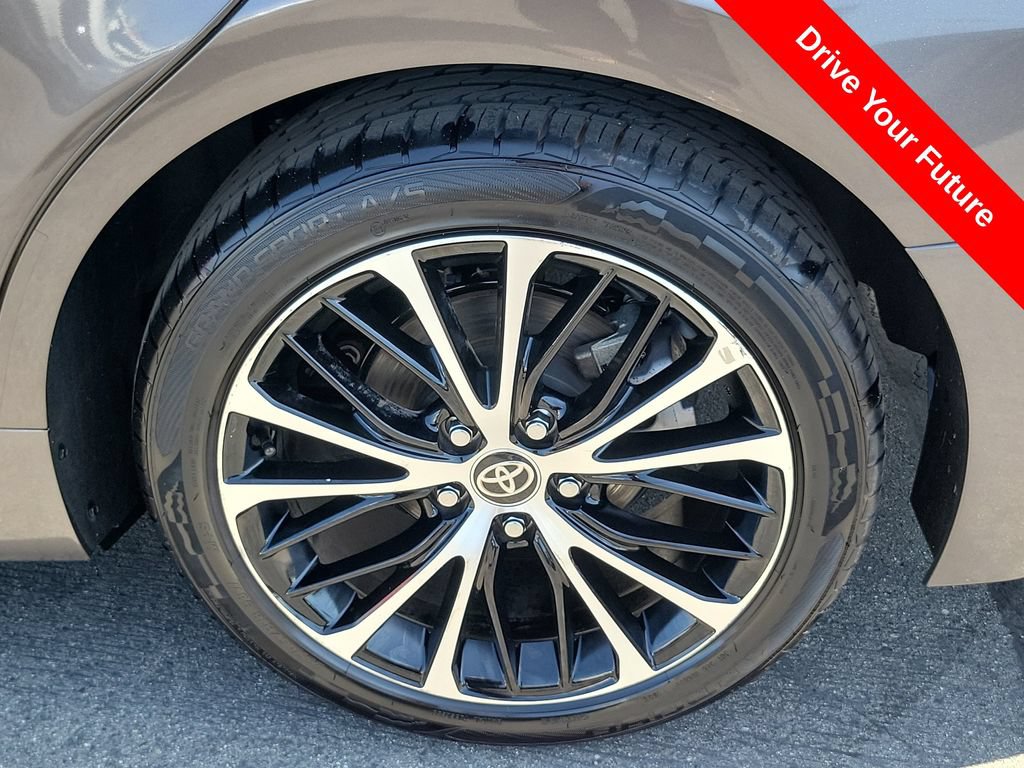 Used 2020 Toyota Camry SE FWD image 25