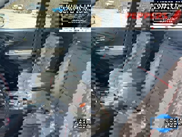 Used 2024 Chevrolet Equinox RS w/ RS Leather Package image 9