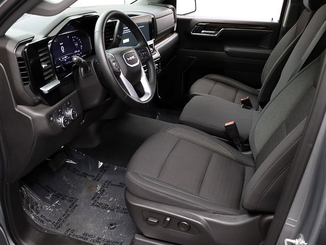 New 2025 GMC Sierra 1500 Elevation image 12