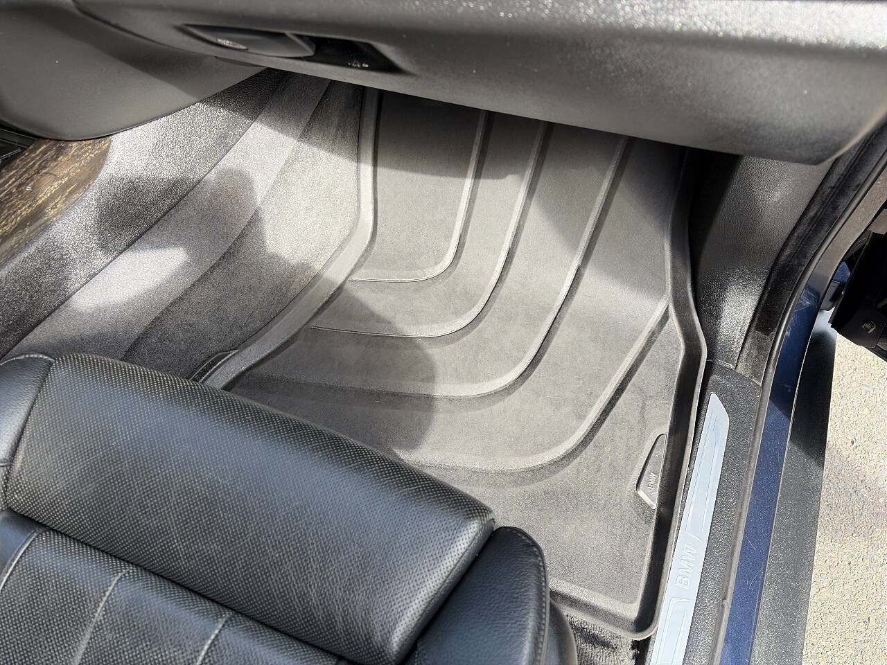 Used 2017 BMW X5 xDrive35i w/ Premium Package image 24