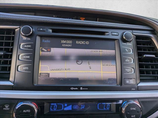 Used 2015 Toyota Highlander XLE image 13