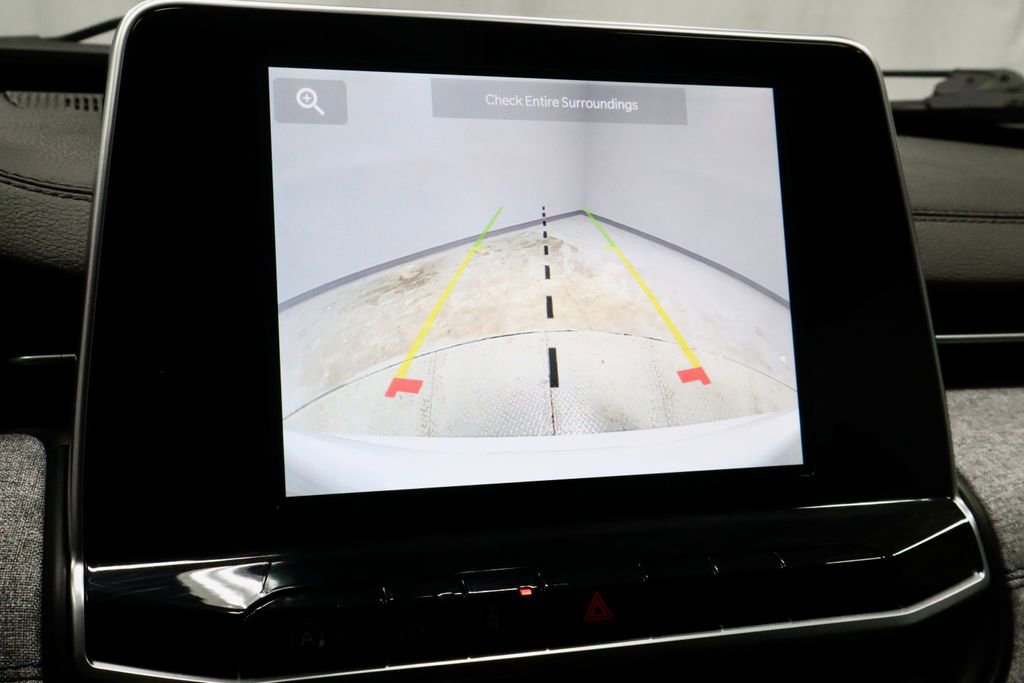 Used 2025 Jeep Compass Latitude image 2