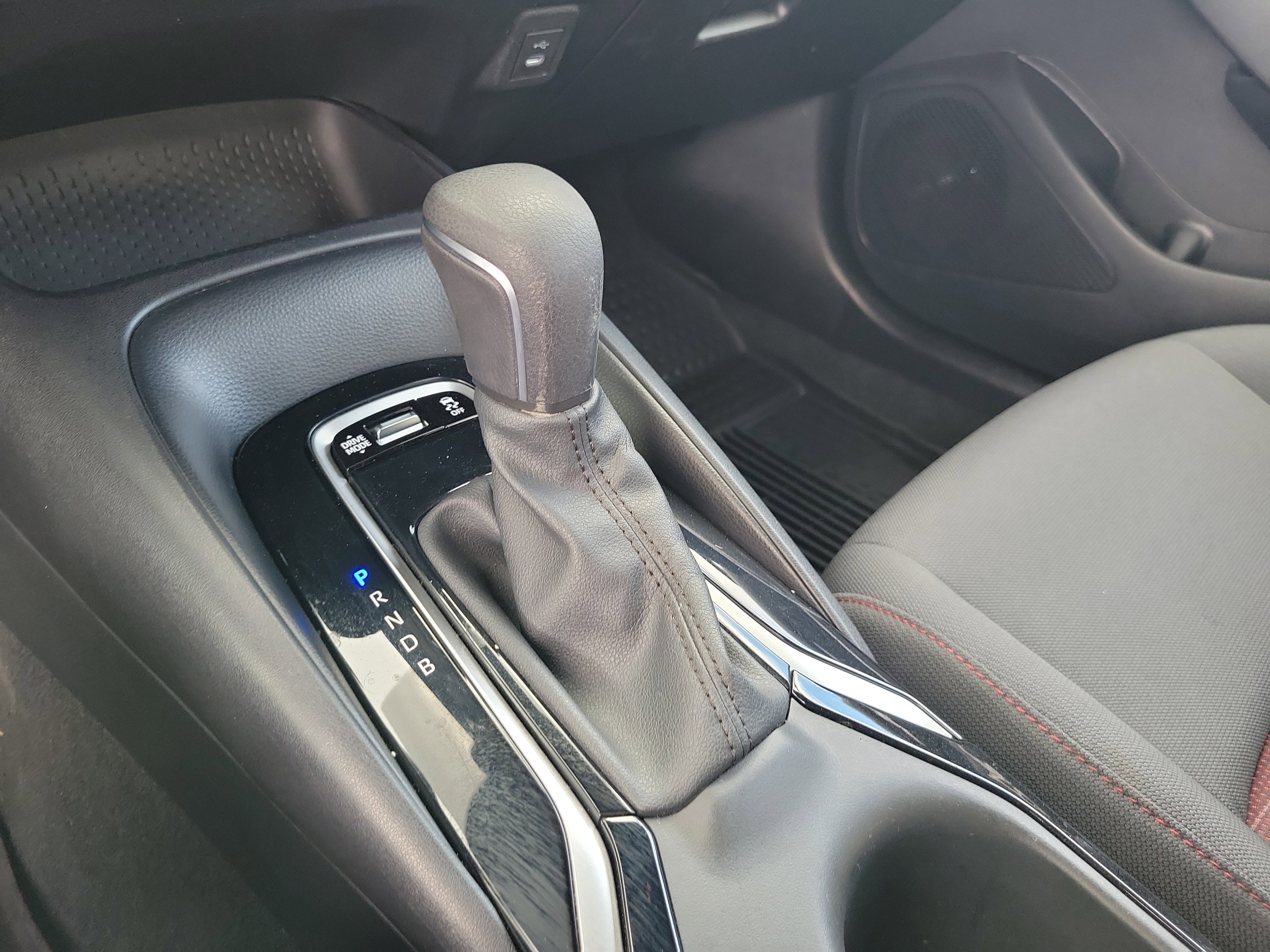 Used 2023 Toyota Corolla SE image 28