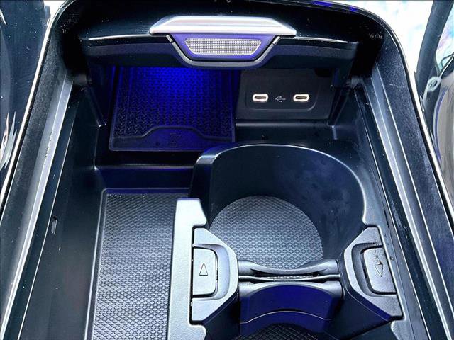 Used 2025 Mercedes-Benz C 300 Sedan image 26