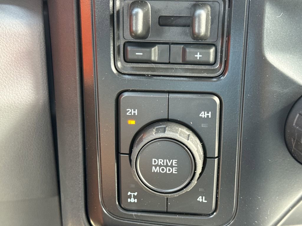 New 2026 Ford F250 XL w/ XL Chrome Package image 28