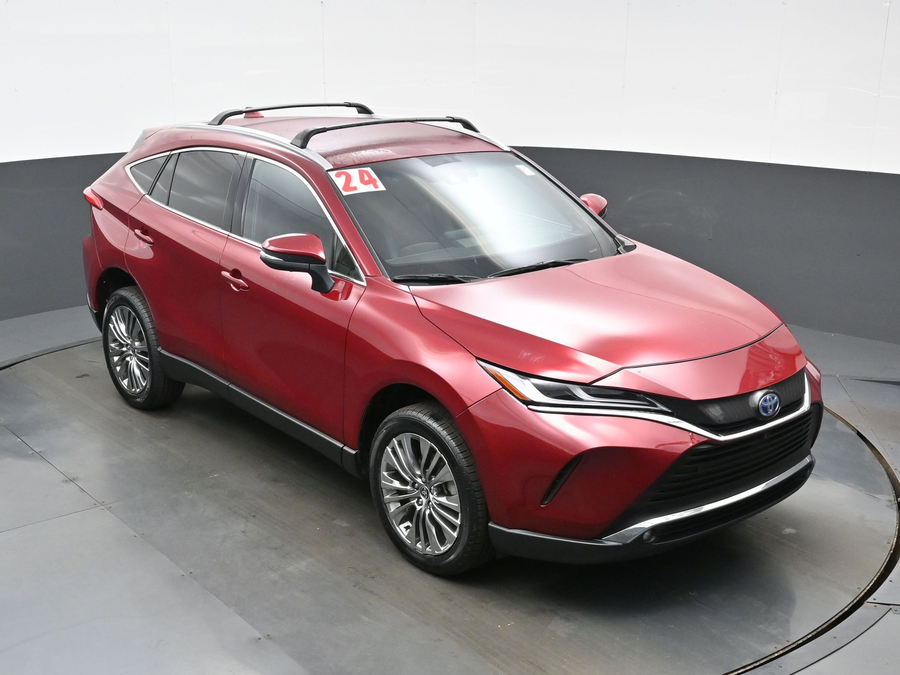 Used 2024 Toyota Venza Limited AWD/4WD image 35