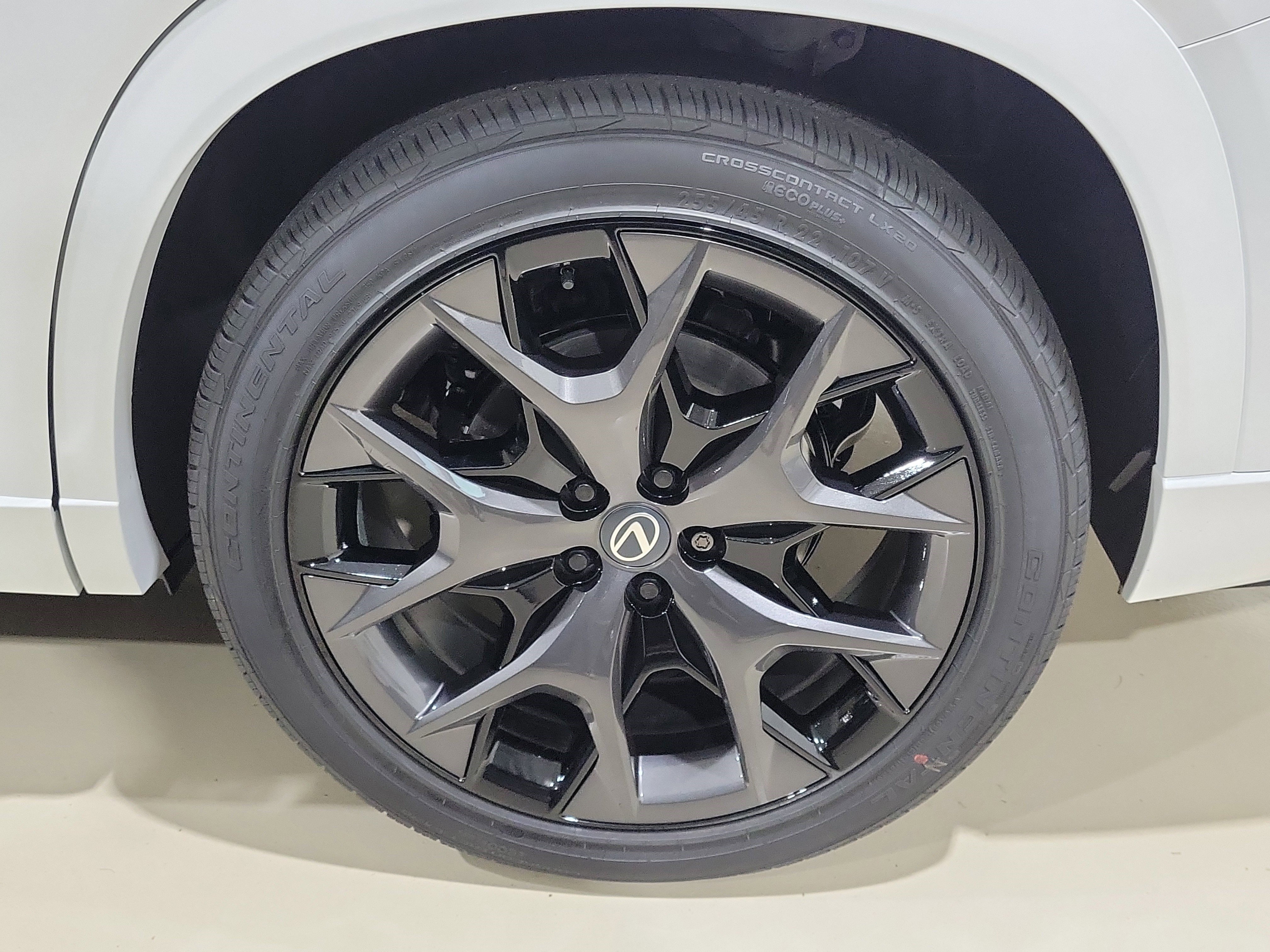 New 2026 Lexus TX 500h AWD image 6