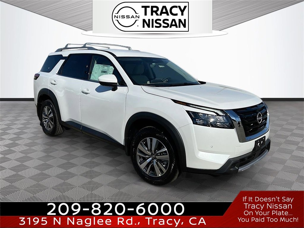 New 2025 Nissan Pathfinder SL