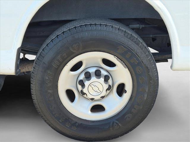 Used 2020 Chevrolet Express 2500 Extended w/ Driver Convenience Package RWD image 21