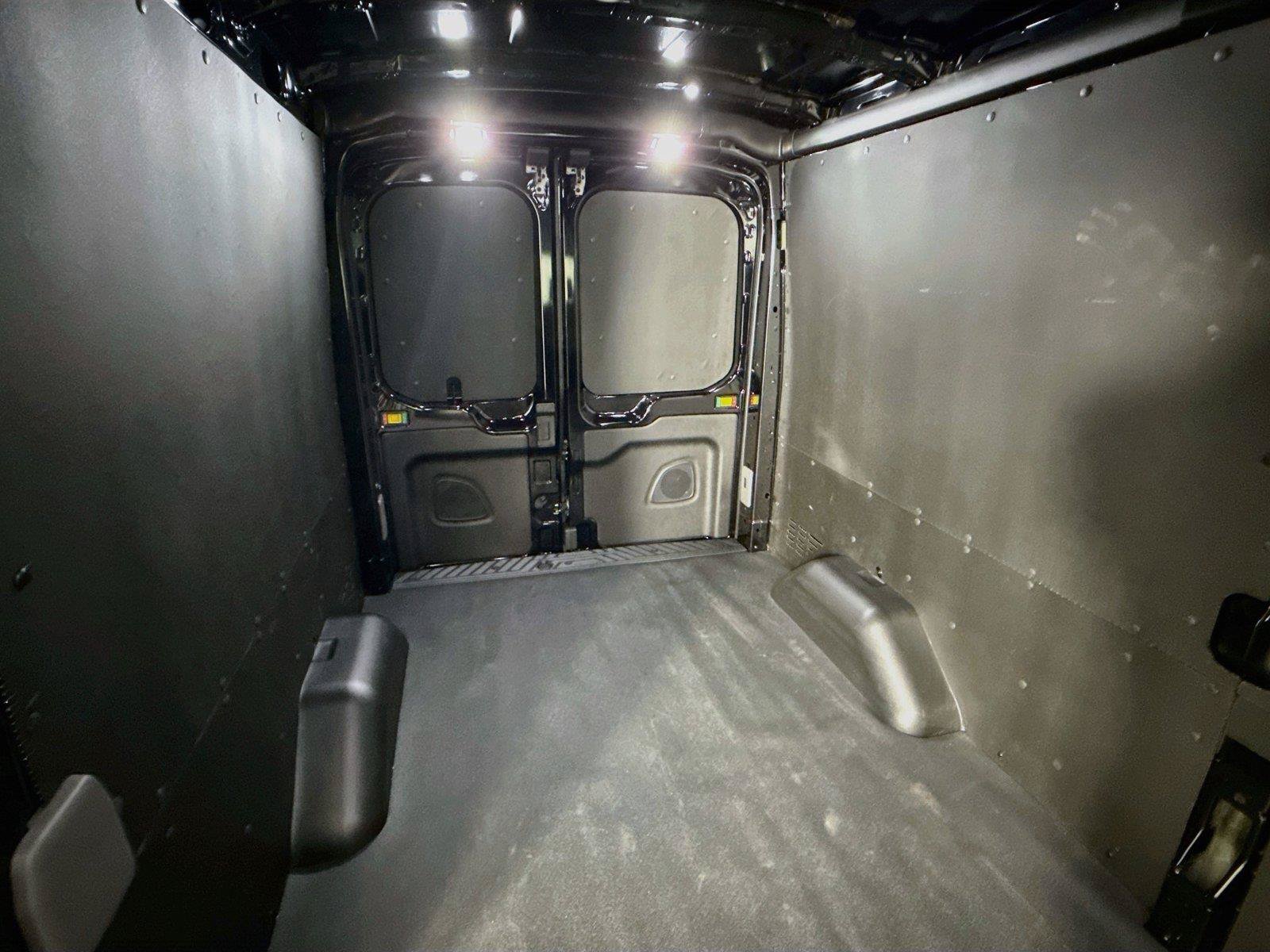 Used 2026 Ford Transit 250 148 Medium Roof w/ Load Area Protection Package RWD image 32