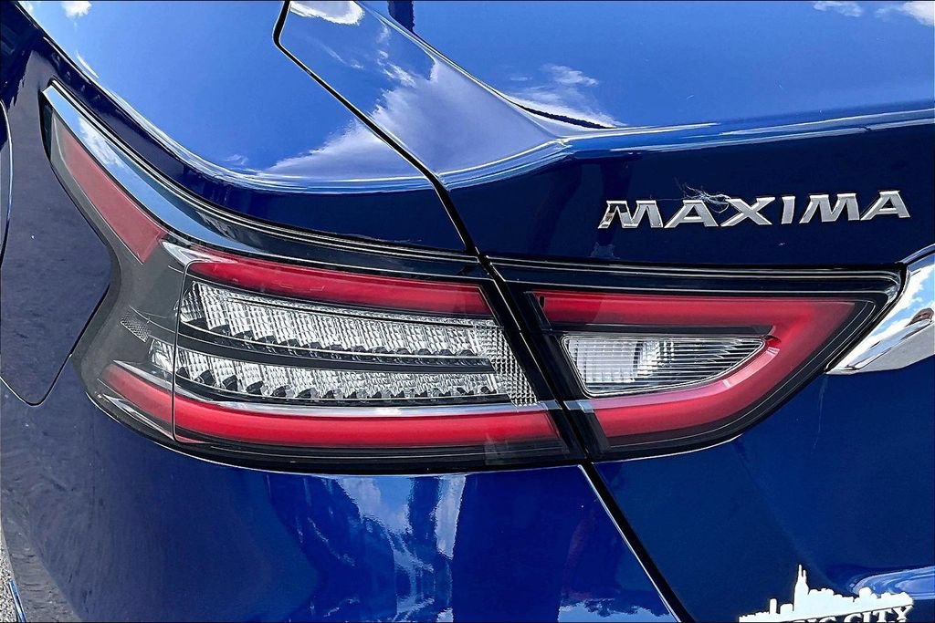 Used 2023 Nissan Maxima SL FWD image 26