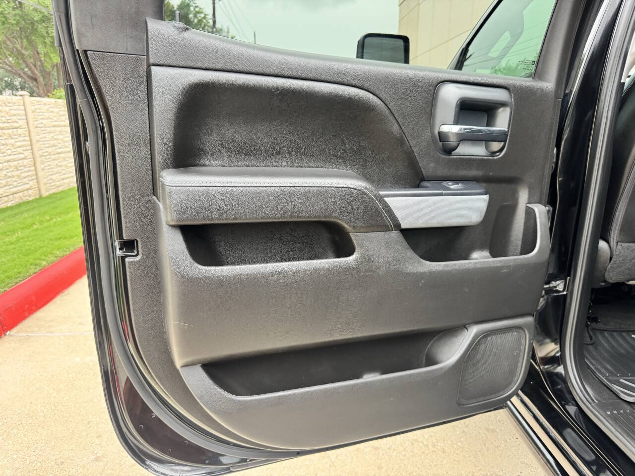 Used 2016 Chevrolet Silverado 2500 LTZ w/ Duramax Plus Package AWD/4WD image 13