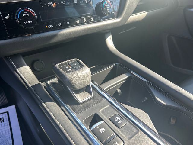 Certified 2024 Nissan Pathfinder SL image 19