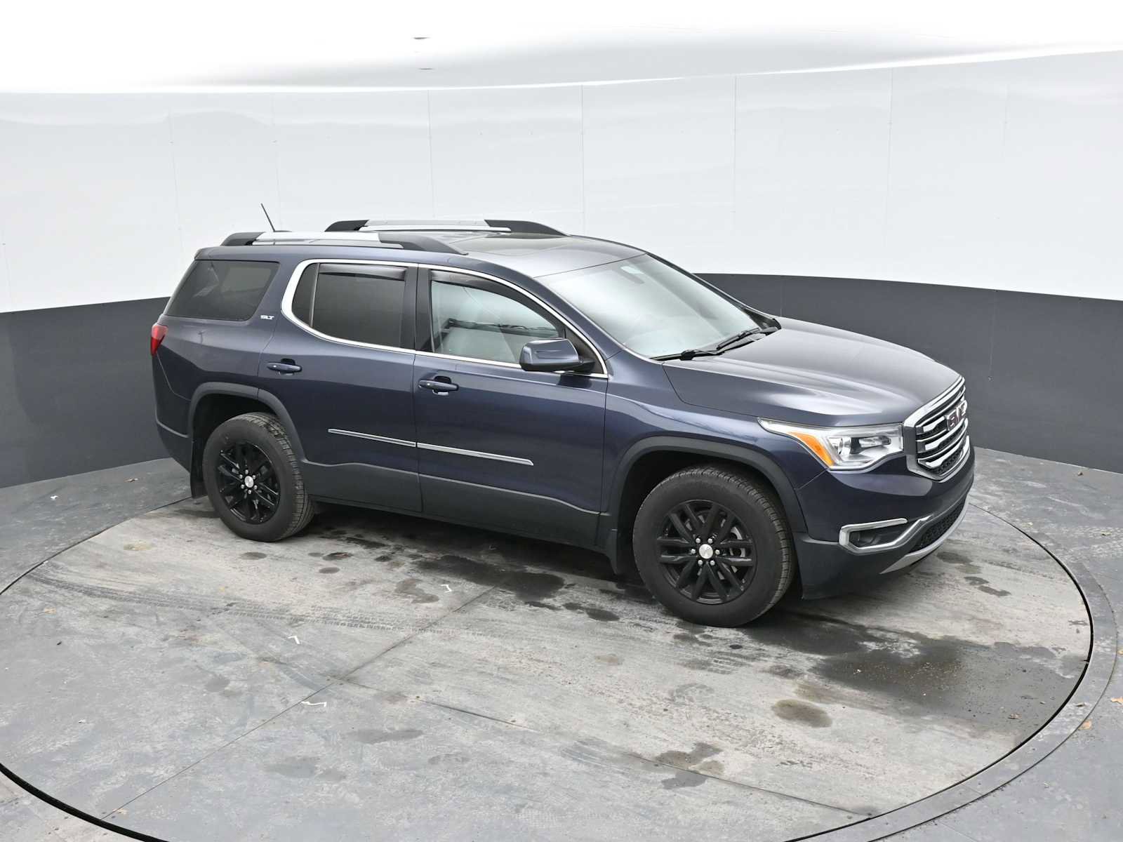 Used 2019 GMC Acadia SLT image 16