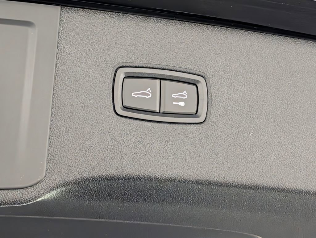 New 2026 Porsche Cayenne AWD/4WD image 18