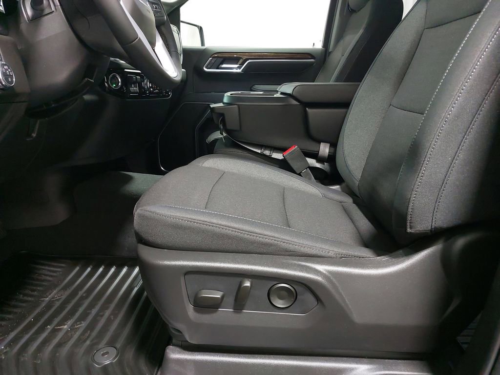 New 2026 GMC Sierra 1500 Elevation image 29