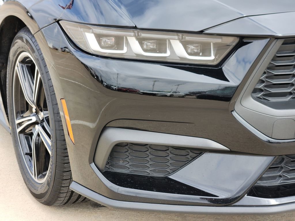 Used 2024 Ford Mustang Premium image 12