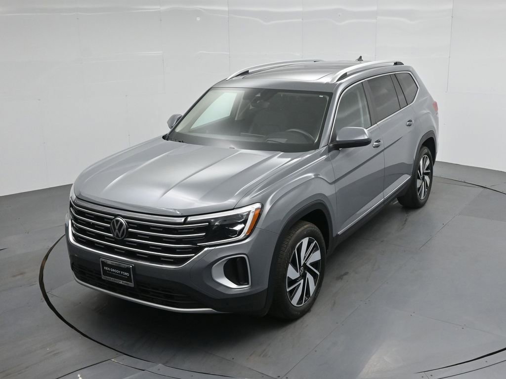 Used 2025 Volkswagen Atlas SEL image 38