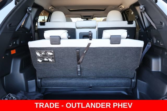 Used 2025 Mitsubishi Outlander SEL image 21