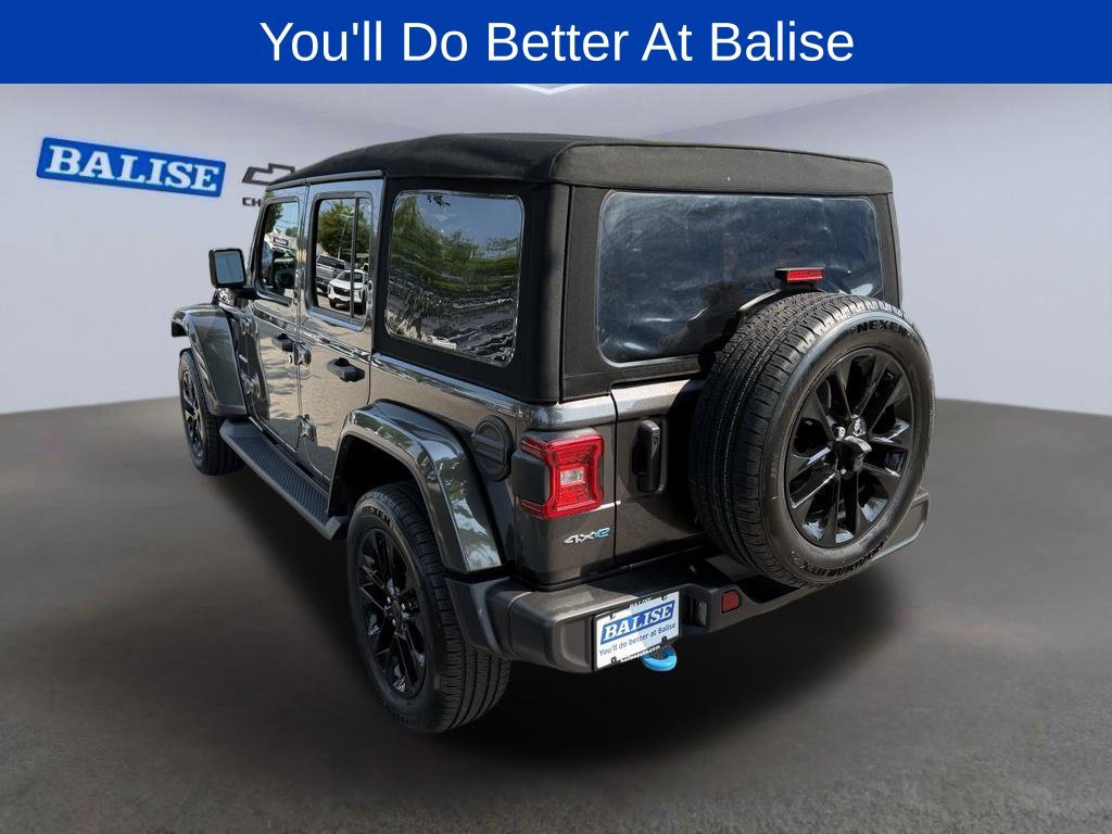 Used 2024 Jeep Wrangler Unlimited Sahara AWD/4WD image 3