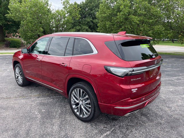 Used 2025 Buick Enclave Avenir w/ Super Cruise Package FWD image 7
