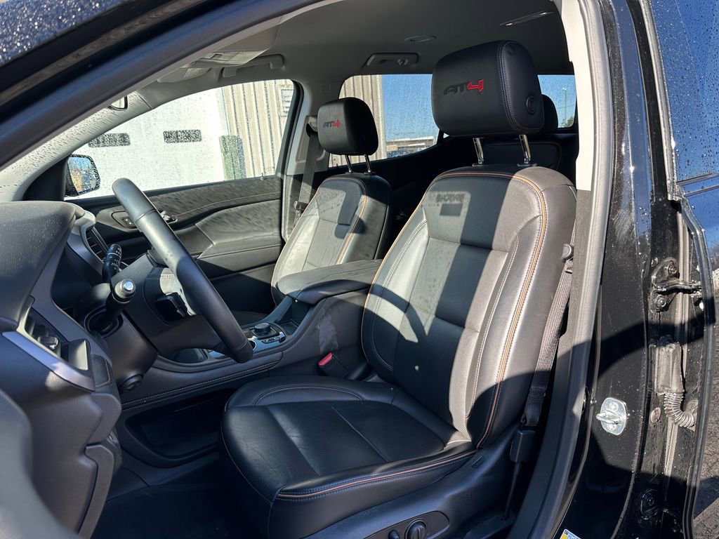Used 2023 GMC Acadia AT4 w/ Preferred Package image 18