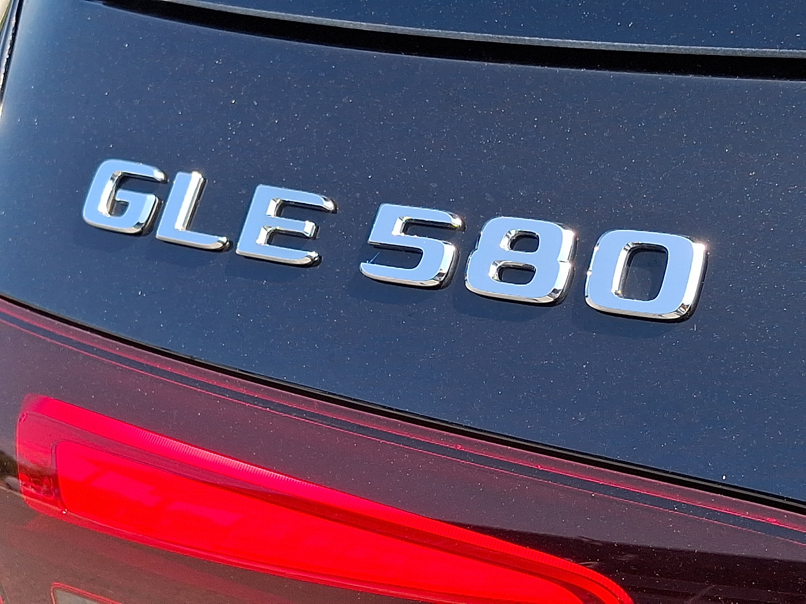 Used 2025 Mercedes-Benz GLE 580 4MATIC image 33