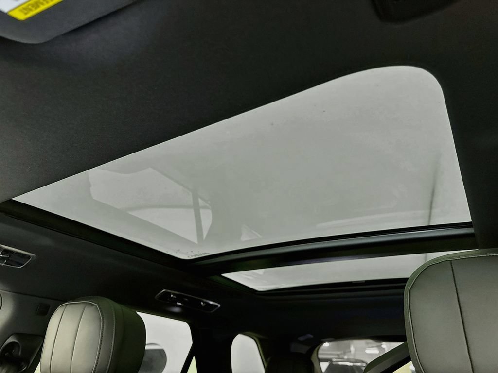 New 2027 Land Rover Range Rover Sport Dynamic SE AWD/4WD image 22