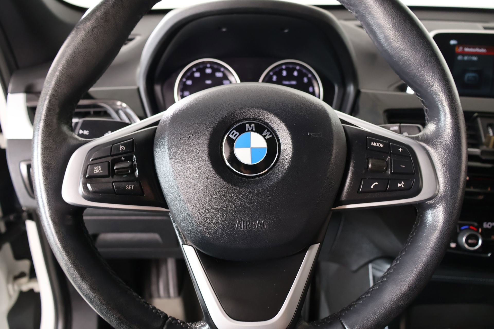 Used 2018 BMW X1 xDrive28i w/ Convenience Package image 3