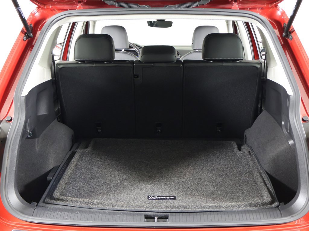 Used 2023 Volkswagen Tiguan SE image 18