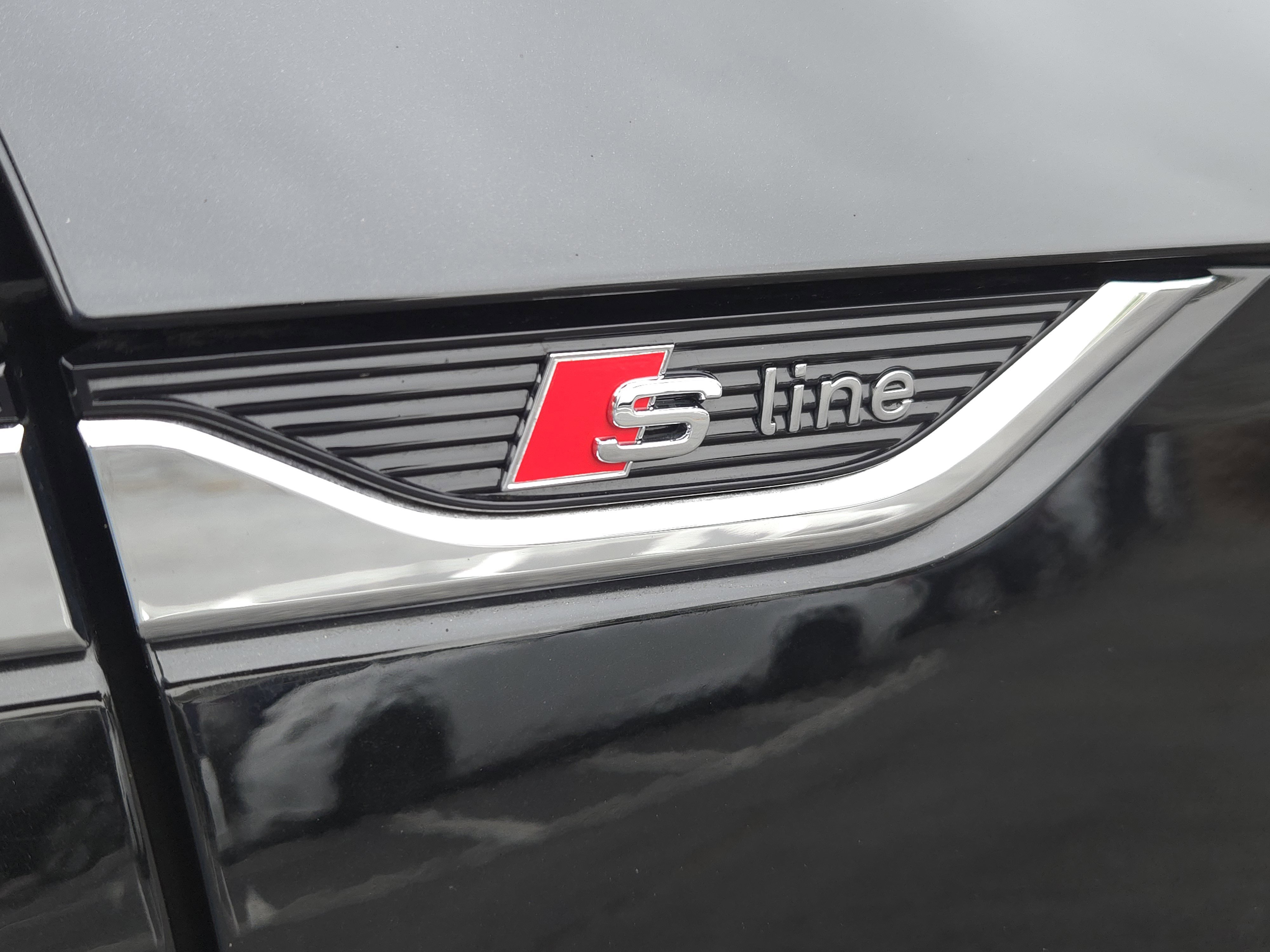 Used 2025 Audi A5 2.0T Premium Plus w/ Convenience Plus Package image 12