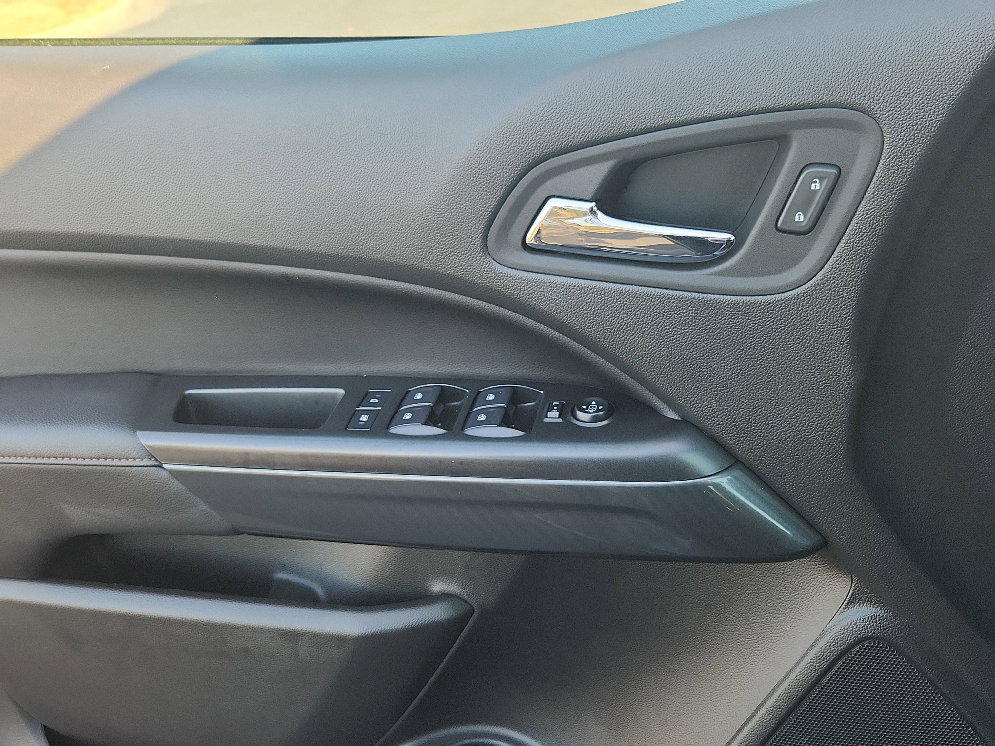 Used 2022 GMC Canyon AT4 image 11