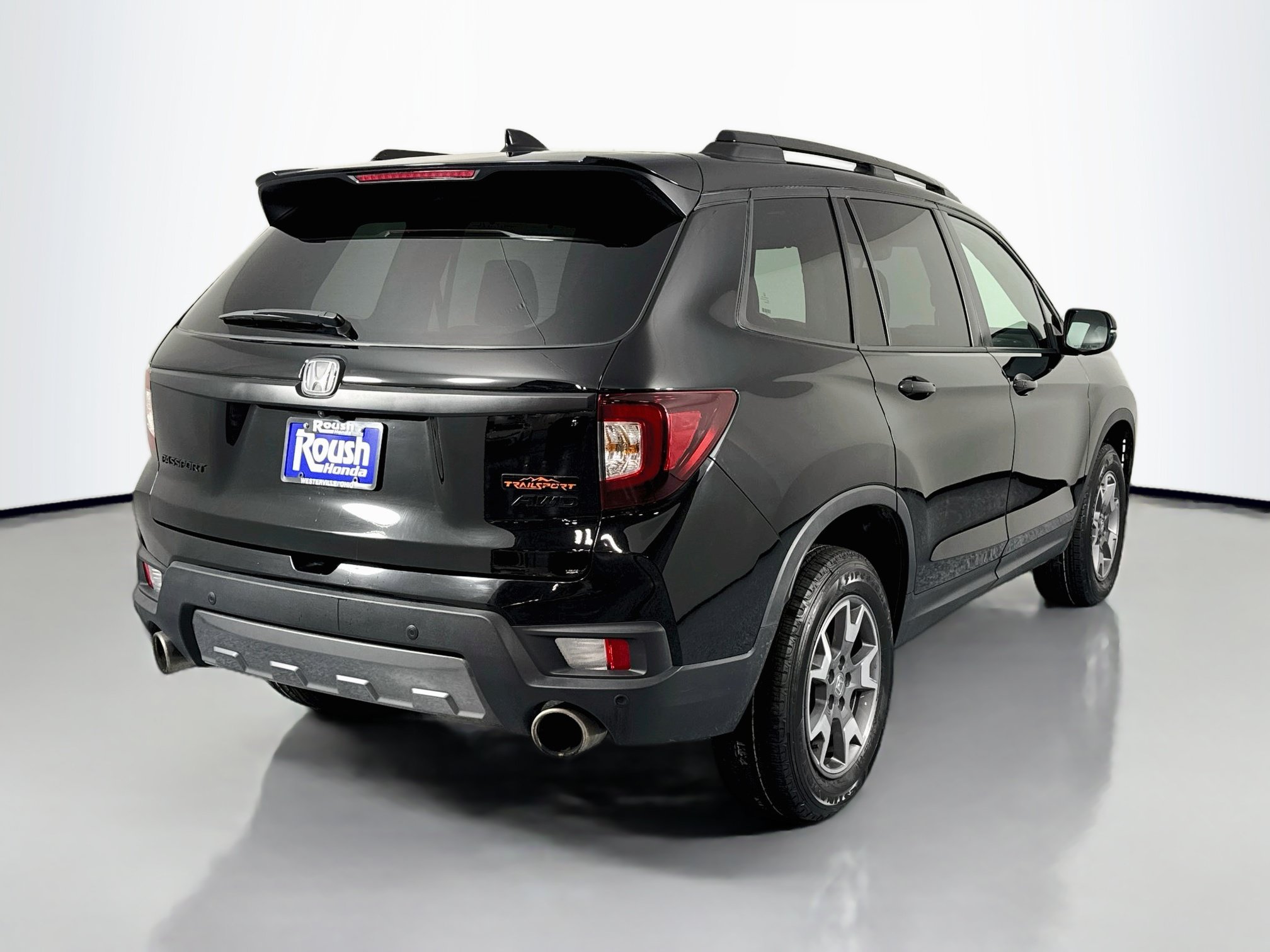 Certified 2023 Honda Passport TrailSport image 5