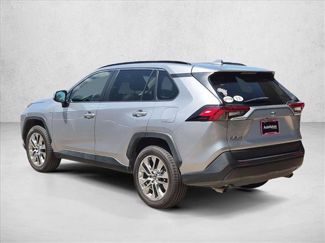 Used 2021 Toyota RAV4 XLE Premium FWD image 7