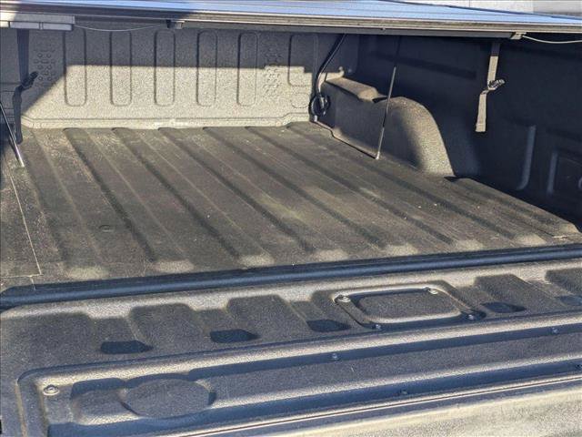 Used 2022 Jeep Gladiator Sport AWD/4WD image 6