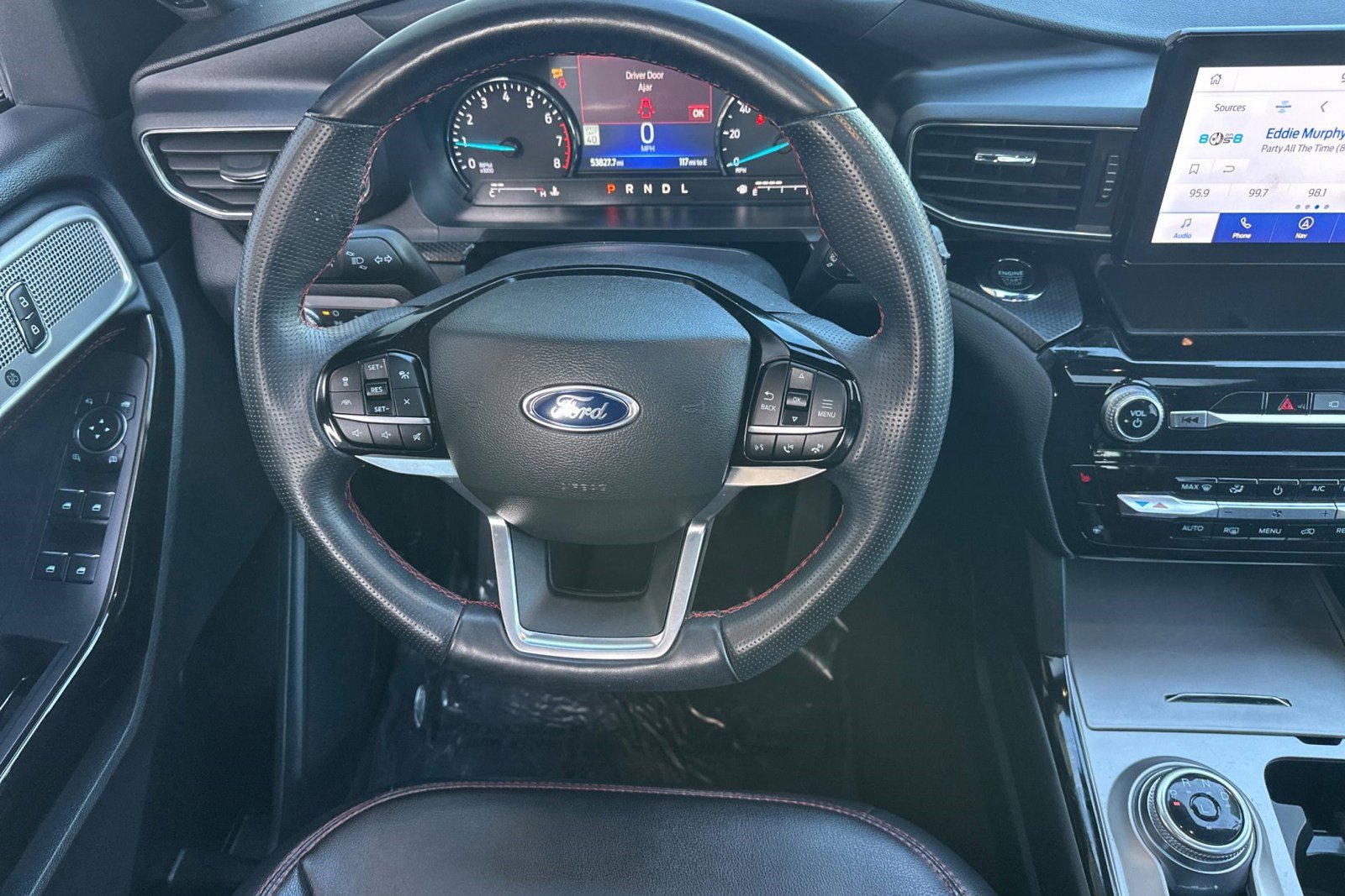 Used 2022 Ford Explorer ST-Line w/ Class IV Trailer Tow Package image 28