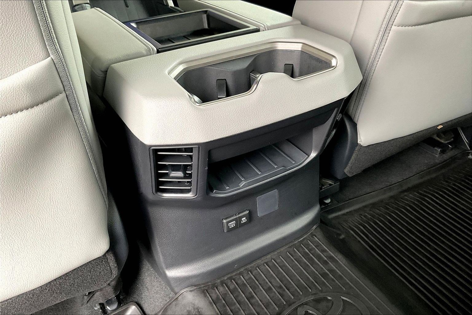 Used 2025 Toyota Tundra Limited image 12