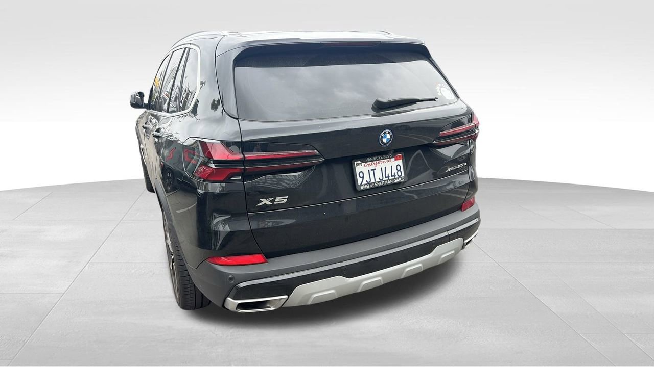 Used 2024 BMW X5 xDrive50e w/ Premium Package image 2