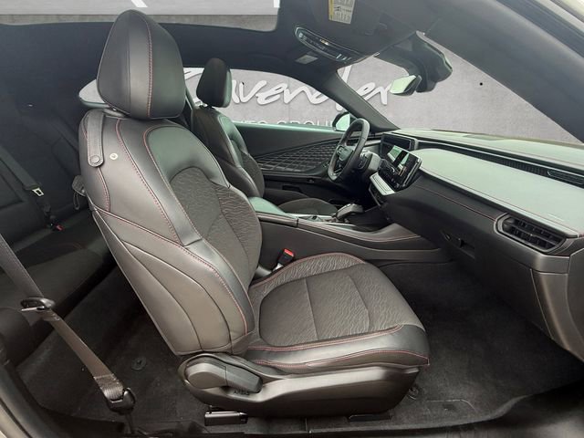 Used 2025 Dodge Charger Daytona R/T w/ Sun & Sound Package AWD/4WD image 24