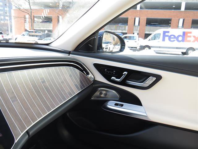 Used 2025 Mercedes-Benz E 450 4MATIC Sedan image 18