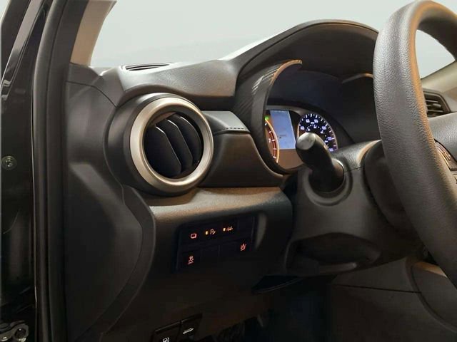 Used 2021 Nissan Versa S image 29