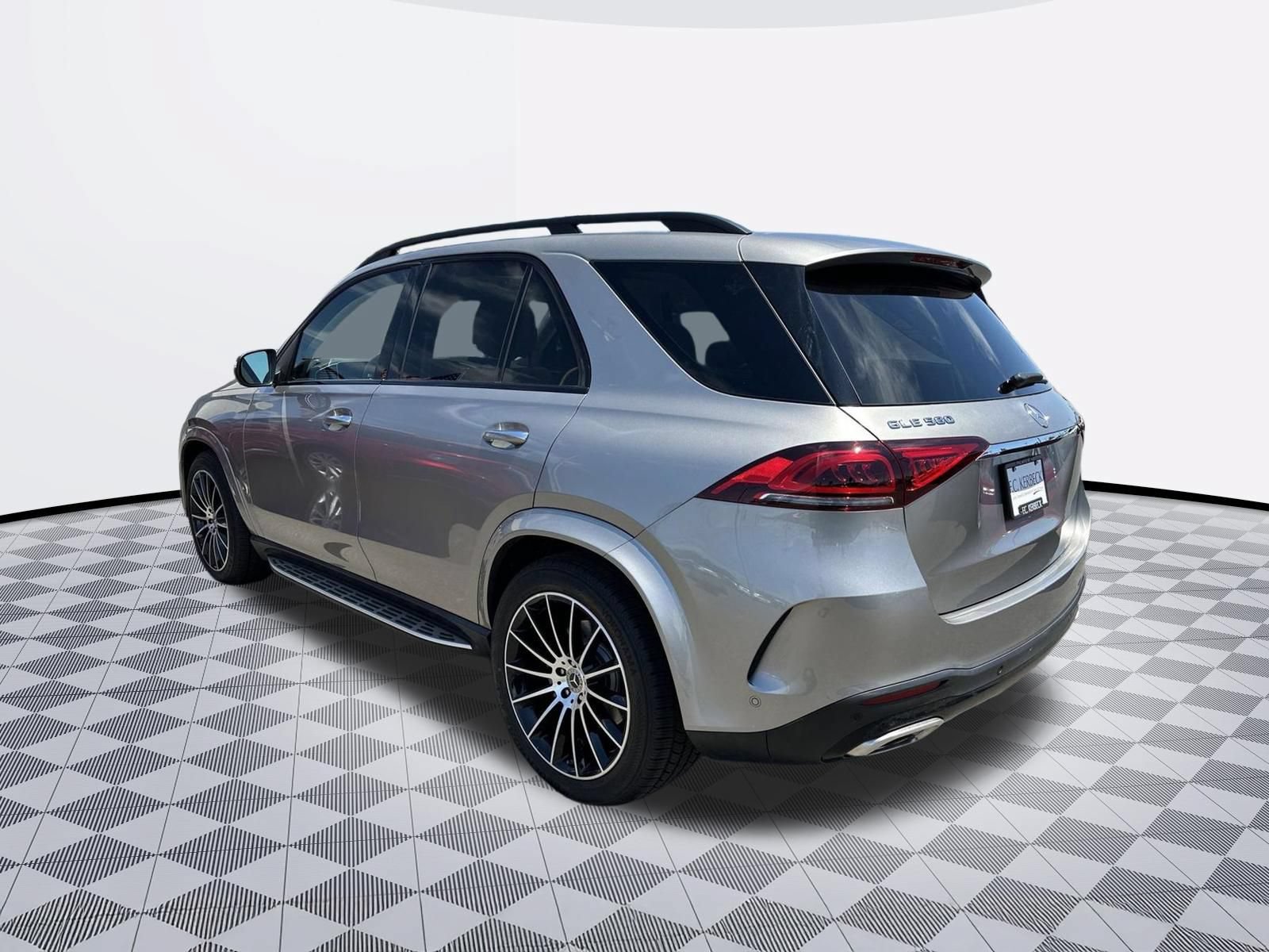 Used 2023 Mercedes-Benz GLE 580 4MATIC image 6