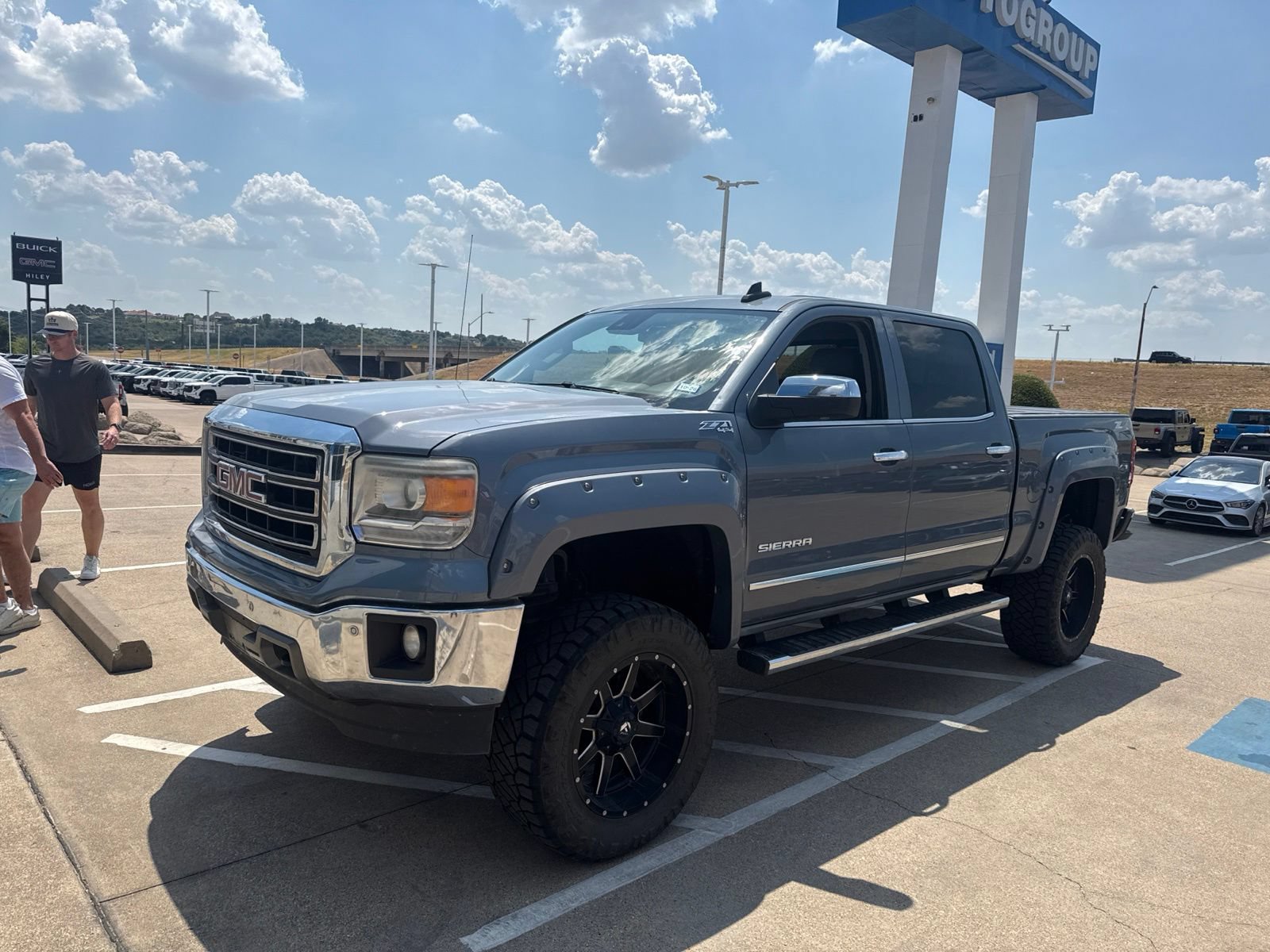 Used 2015 GMC Sierra 1500 SLT w/ SLT Crew Cab Value Package